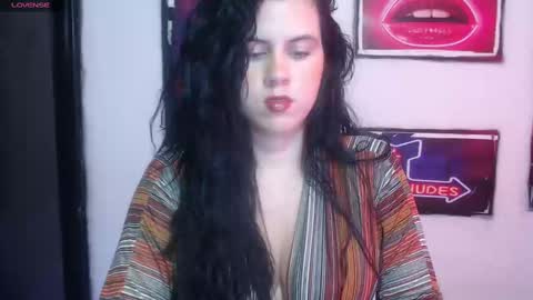 Snapshot of shanellmoore chatting on 01.30.25 Shanell Moore online show from 01.30.25