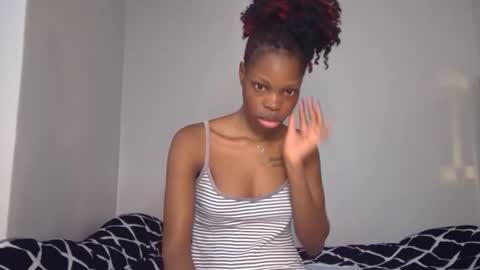 Snapshot of shania_sleigh chatting on 01.23.25 shania_sleigh online show from 01.23.25