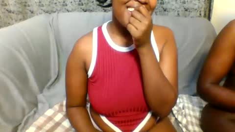 Snapshot of shania_sleigh chatting on 02.04.26 shania_sleigh online show from 02.04.26