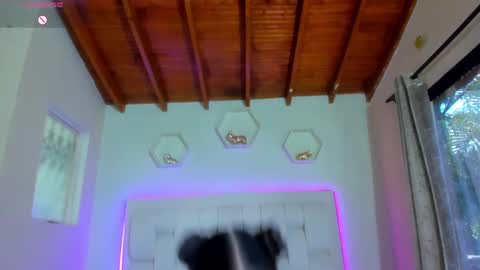 Shana online show from 09.15.25