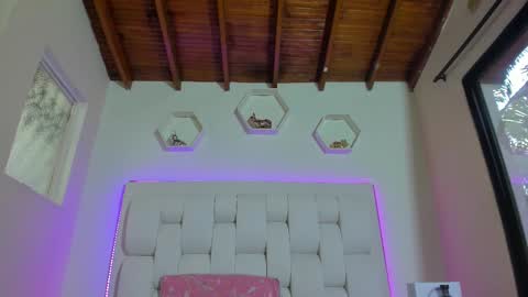 Shana online show from 11.22.25