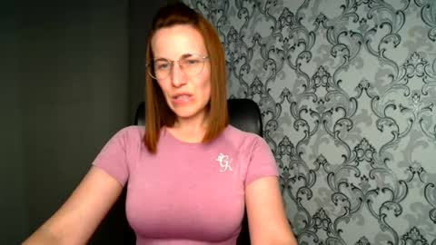 Snapshot of shannen_sweet chatting on 07.19.26 Shannen online show from 07.19.26
