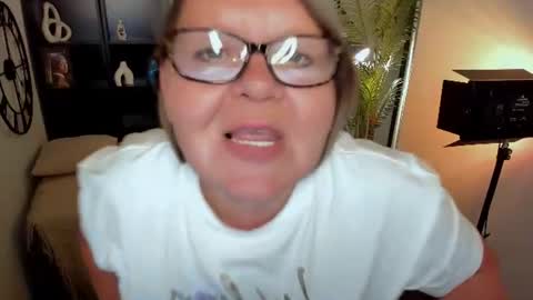 Shannon online show from 07.28.26