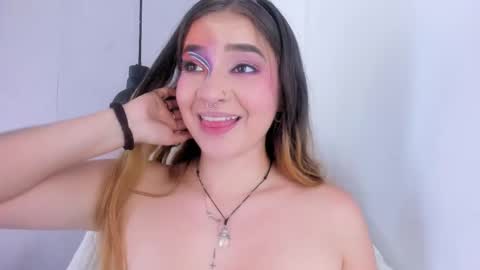 Shanntal  online show from 09.11.25