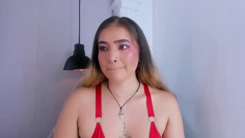 Shanntal  online show from 09.15.25