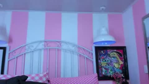 Snapshot of shantal_ferrer3 chatting on 09.30.25 shantal_ferrer3 online show from 09.30.25