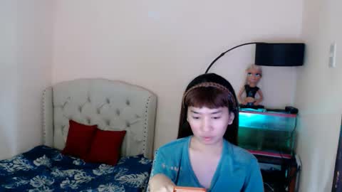SHANTA FOX  s online show from 04.28.26