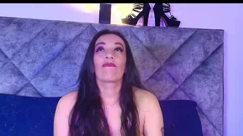 Snapshot of shantey_laurent chatting on 11.09.25 shantey online show from 11.09.25