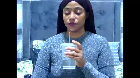 shany922 online show from 02.01.25