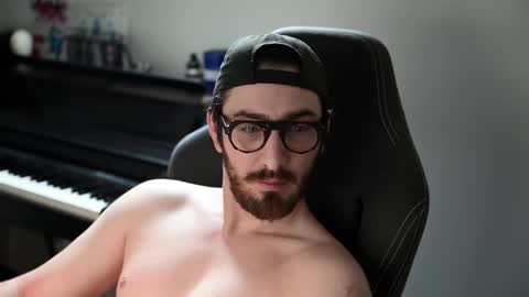 frenchy boy online show from 02.08.26