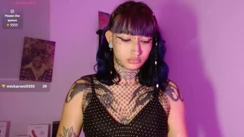 Snapshot of sharaross1 chatting on 03.27.26 sharaross1 online show from 03.27.26