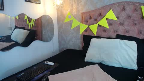 SHARICK online show from 09.25.25