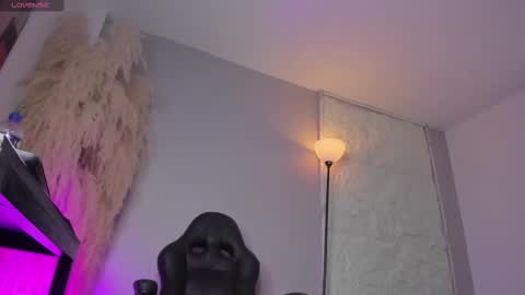 sharick lovee    online show from 10.08.25