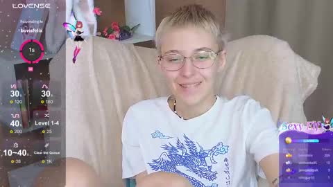 Snapshot of sharli_rose chatting on 02.24.25 Sharli online show from 02.24.25