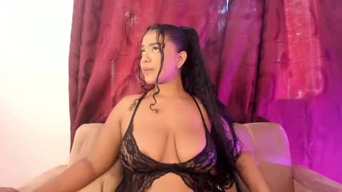 Snapshot of sharlot_evans_ chatting on 05.04.26 Sharlot online show from 05.04.26