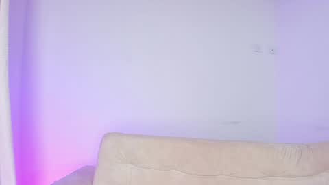 Snapshot of sharlot_harrys chatting on 01.11.25 Hi fiends ---- I usually start online from Monday to Friday from 1000 am Saturdays and Sundays at 600 am Colombia time online show from 01.11.25