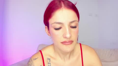 Snapshot of sharlot_harrys chatting on 02.01.25 Hi fiends ---- I usually start online from Monday to Friday from 1000 am Saturdays and Sundays at 600 am Colombia time online show from 02.01.25