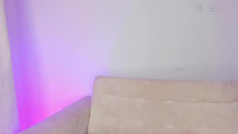 Snapshot of sharlot_harrys chatting on 03.05.25 Hi fiends ---- I usually start online from Monday to Friday from 1000 am Saturdays and Sundays at 600 am Colombia time online show from 03.05.25