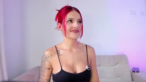 Hi fiends ---- I usually start online from Monday to Friday from 1000 am Saturdays and Sundays at 600 am Colombia time online show from 06.26.26