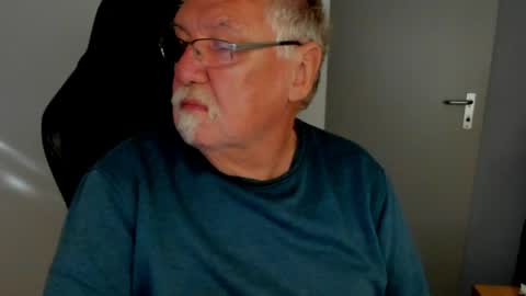 sharlots_pet online show from 05.08.26