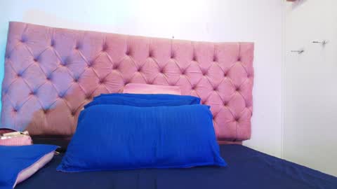 Sharlott online show from 01.12.25