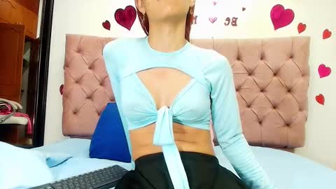 Sharlott online show from 02.21.25