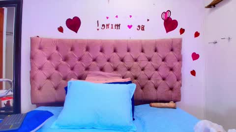 Sharlott online show from 02.25.25