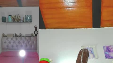 Snapshot of sharlotte_sexx chatting on 06.06.26 S online show from 06.06.26