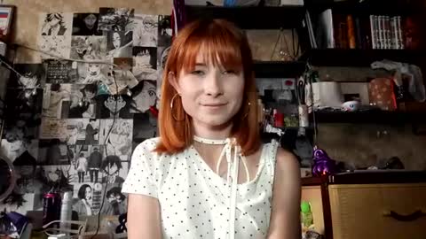 Snapshot of sharolynobar chatting on 06.20.26 Cadie online show from 06.20.26