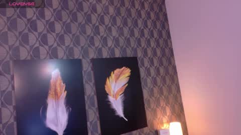 Sharom  online show from 02.18.25