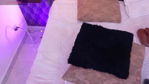 Sharom  online show from 03.01.25