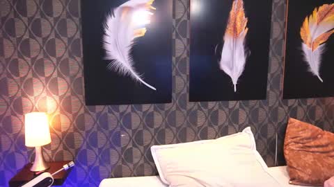 Sharom  online show from 02.13.26