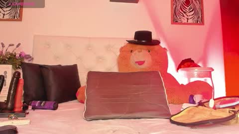 sharon_smiith_ online show from 10.05.25