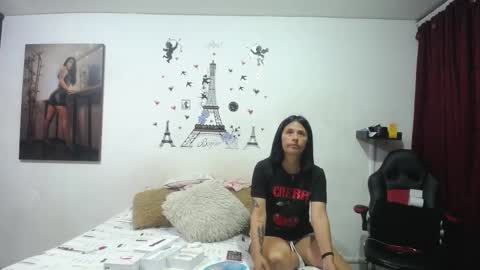 Snapshot of sharoon__cherry_ chatting on 02.12.25 sharon online show from 02.12.25