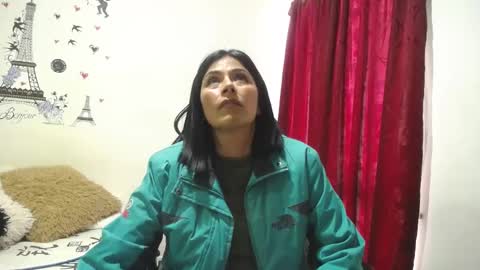 Snapshot of sharoon__cherry_ chatting on 03.06.25 sharon online show from 03.06.25