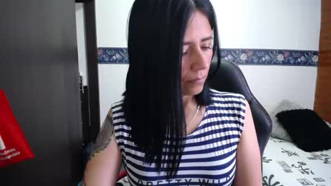 Snapshot of sharoon__cherry_ chatting on 11.07.25 sharon online show from 11.07.25