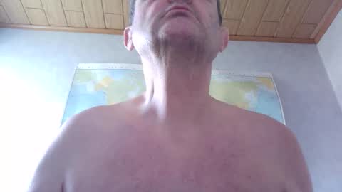 Snapshot of sharpshoder chatting on 02.28.26 Peter online show from 02.28.26