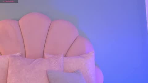 Snapshot of shatall_rouge chatting on 11.28.25 Shantall online show from 11.28.25