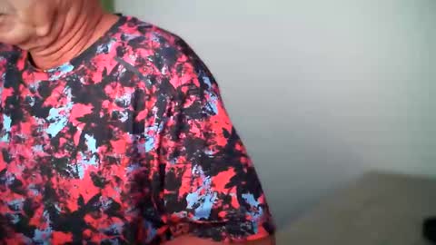 Snapshot of shaved4good chatting on 12.17.24 shaved4good online show from 12.17.24