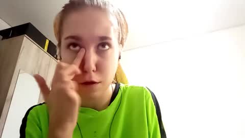 Snapshot of shawanaanene chatting on 12.05.25 Annette online show from 12.05.25