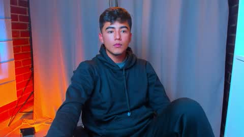 Snapshot of shawn__sanderson chatting on 01.07.26 Shawn online show from 01.07.26