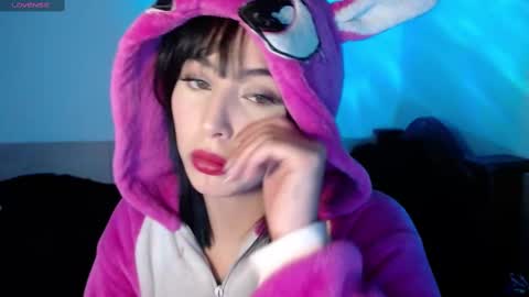 Shayla 3 online show from 09.28.25