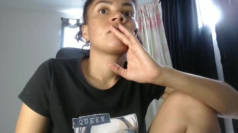 Shayna online show from 12.11.24