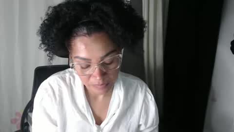 Shayna online show from 01.11.25