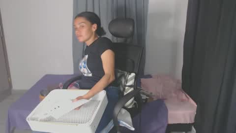 Shayna online show from 01.24.25