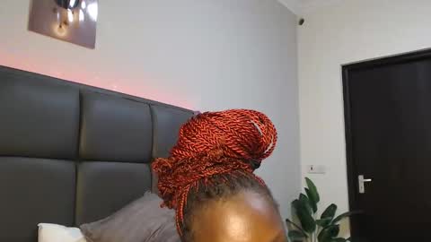 Snapshot of shayne_akinyi chatting on 04.30.26 Shayne online show from 04.30.26