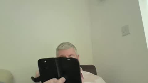 Snapshot of she52 chatting on 01.15.26 she52 online show from 01.15.26