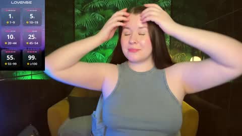 Snapshot of shedar_pretty chatting on 12.24.24 Shedar online show from 12.24.24