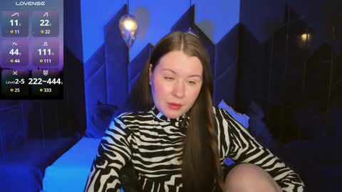 Snapshot of shedar_pretty chatting on 02.07.25 Shedar online show from 02.07.25