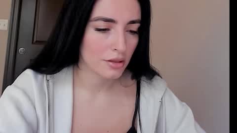 Snapshot of sheisallthat chatting on 11.07.25 sheisallthat online show from 11.07.25